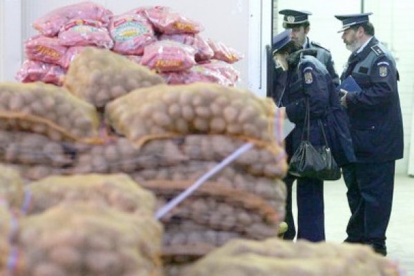 Legume şi fructe de contrabandă, confiscate de Gardă